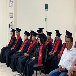 OBTENGA SU DIPLOMA DE BACHILLER - ESTUDIE DESDE CASA